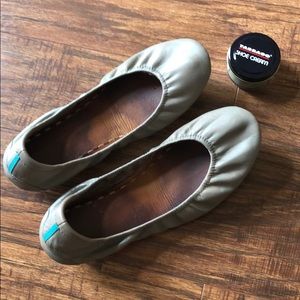 Tieks - Taupe size 11